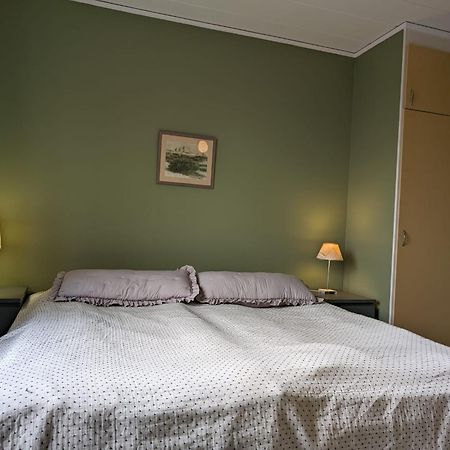 Brukshotellet Oeland - Vandrarhem Degerhamn Exterior foto