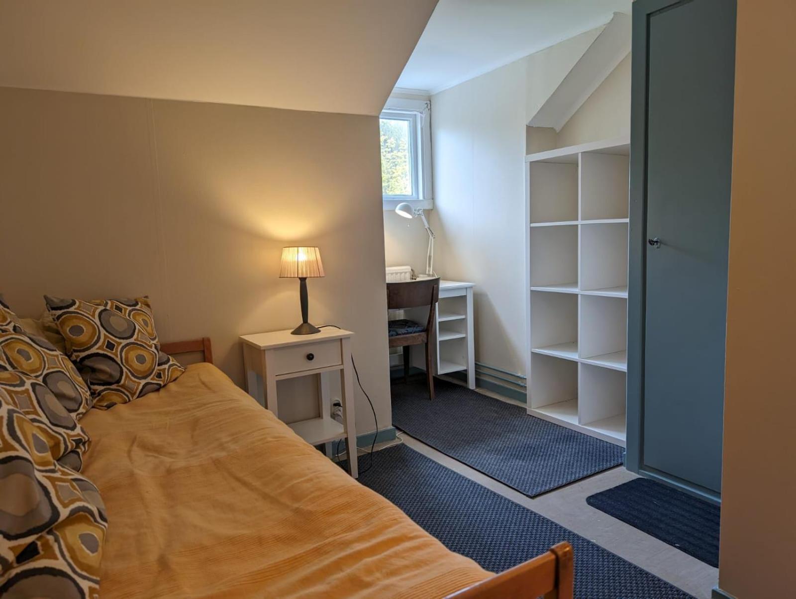 Brukshotellet Oeland - Vandrarhem Degerhamn Exterior foto