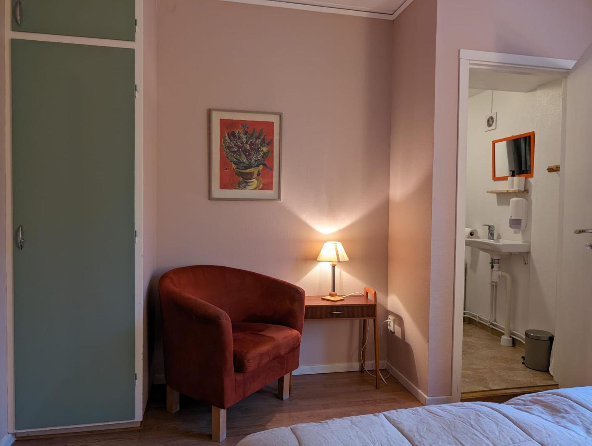 Brukshotellet Oeland - Vandrarhem Degerhamn Exterior foto